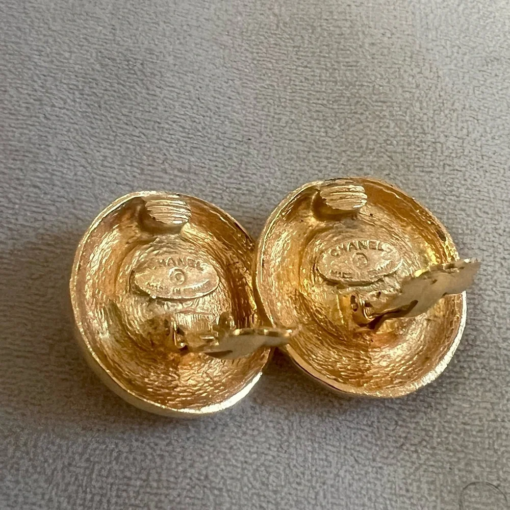 Chanel Pearl 24k gold plated earrings